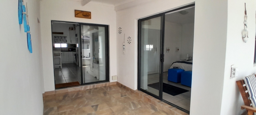 2 Bedroom Property for Sale in Britannia Bay Western Cape